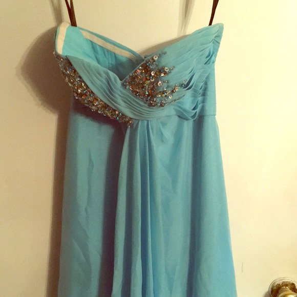 Prom Dress - Picture 2 of 8